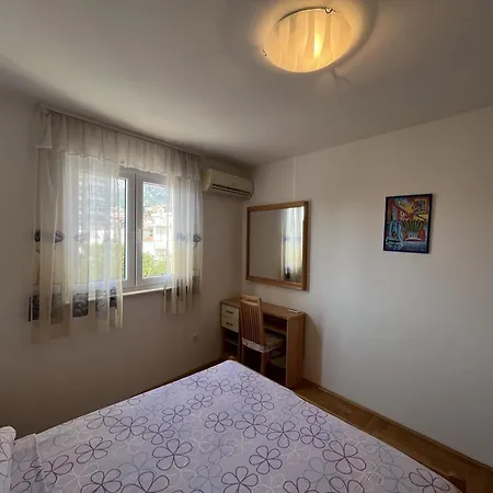Diana Apartment *
