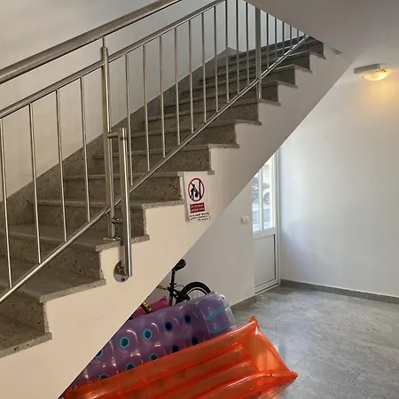 Diana Apartment *