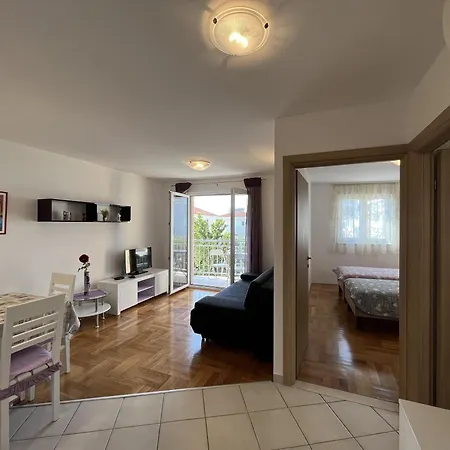 Apartment Diana Makarska