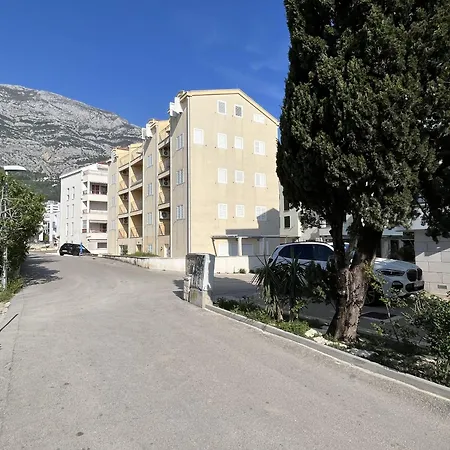 Apartament Diana *